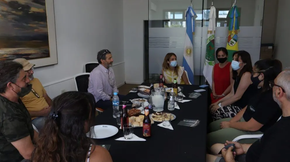 Emprendedores merlinos se reunieron con la rectora de la UNLC