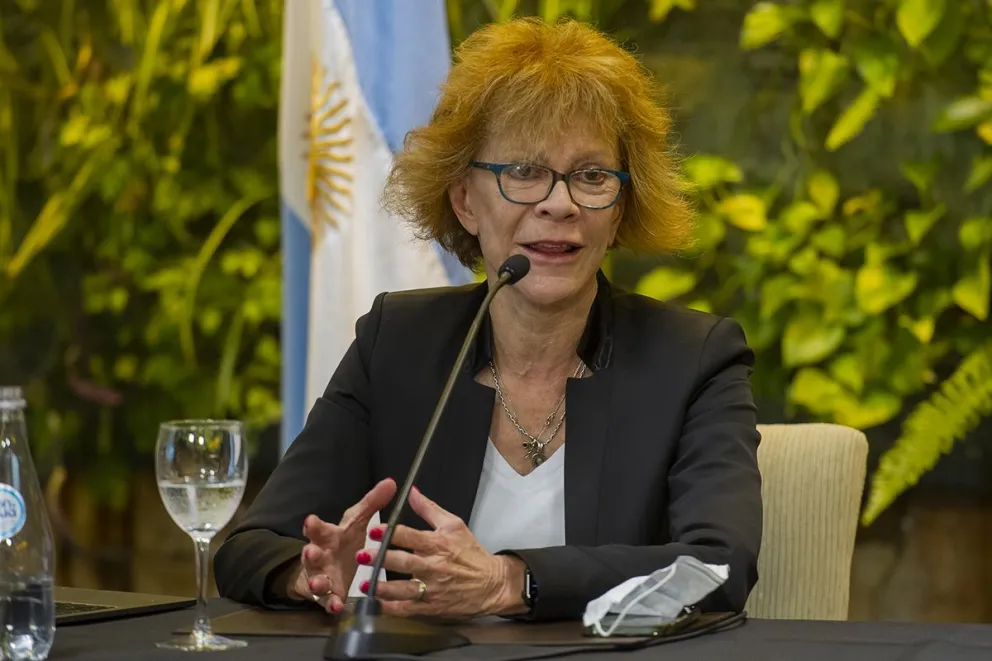 Nueva mención de Poggi al trabajo que cumplió en la Universidad de La Punta la exministra Alicia Bañuelos 