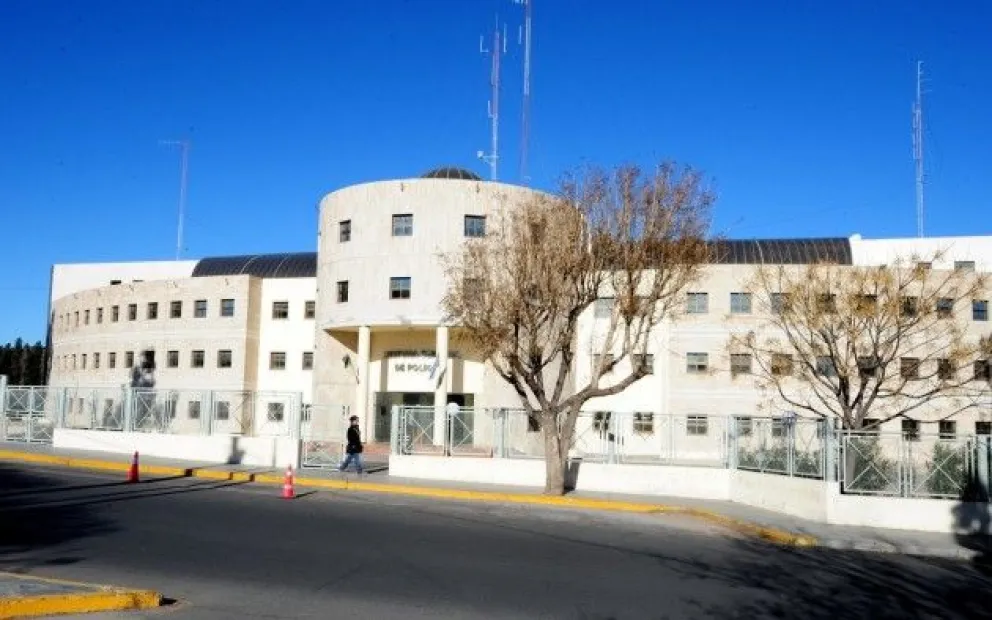 Investigan la conducta de un subcomisario que se desempeña en Villa de Merlo