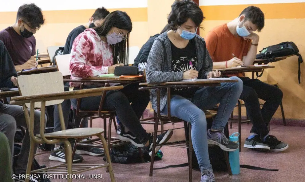 La Universidad Nacional de San Luis aprobó el protocolo de Presencialidad Cuidada
