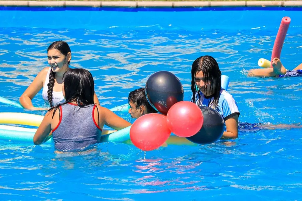 El club El Lince cumplió su sueño e inauguró una pileta semiolímpica 