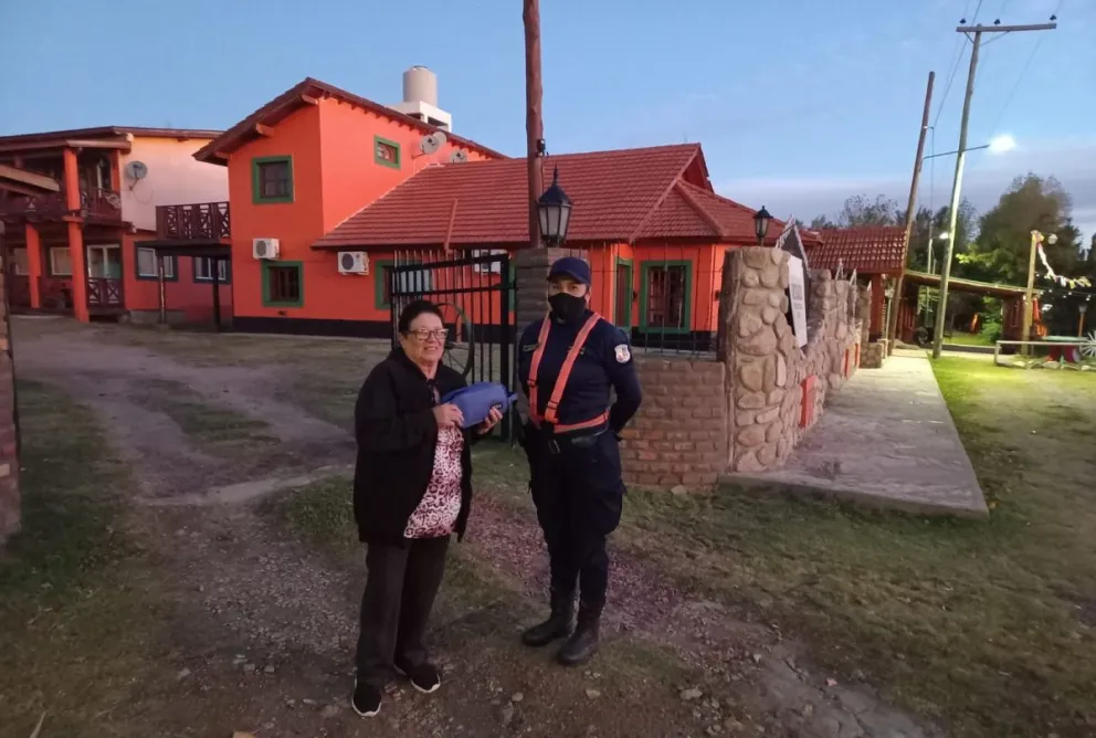 Villa Larca: Policías hallaron más de 130 mil pesos adentro de un bolso