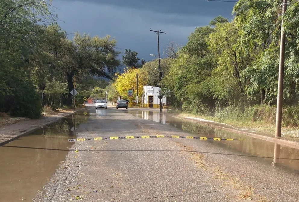 Piden informes sobre los reductores de velocidad y semáforos que no funcionan